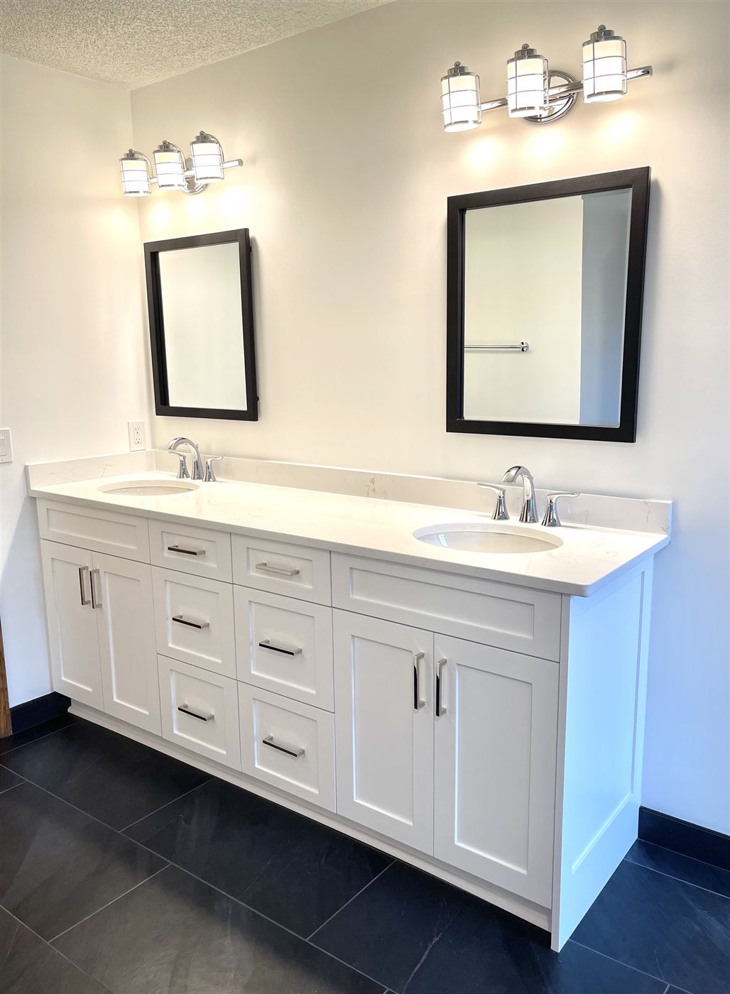 Custom bathroom vanity